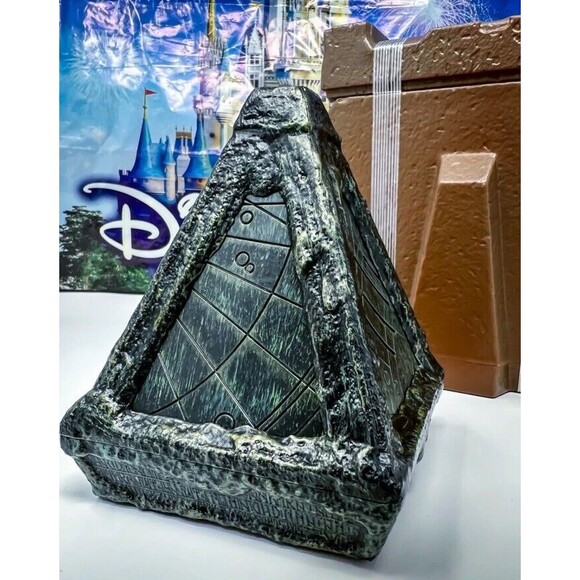 Sith Wayfinder Black Darth Vader Star Wars Galaxy’s Edge Dok Ondars 2024… - Picture 1 of 6